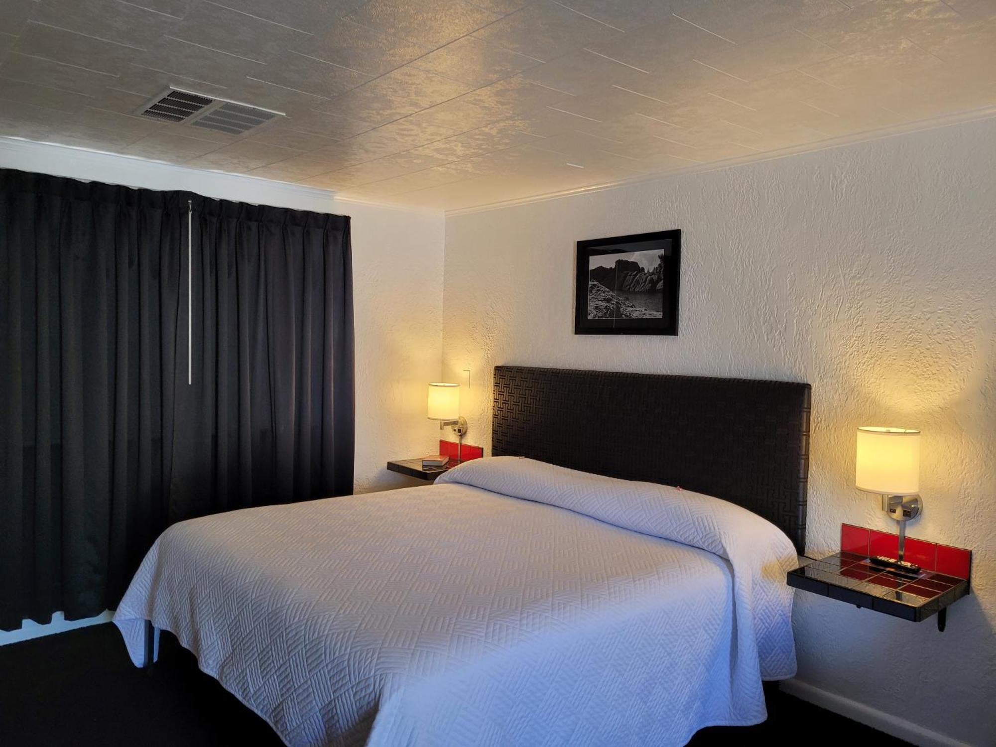 Rocket Motel คัสเตอร์ ภายนอก รูปภาพ