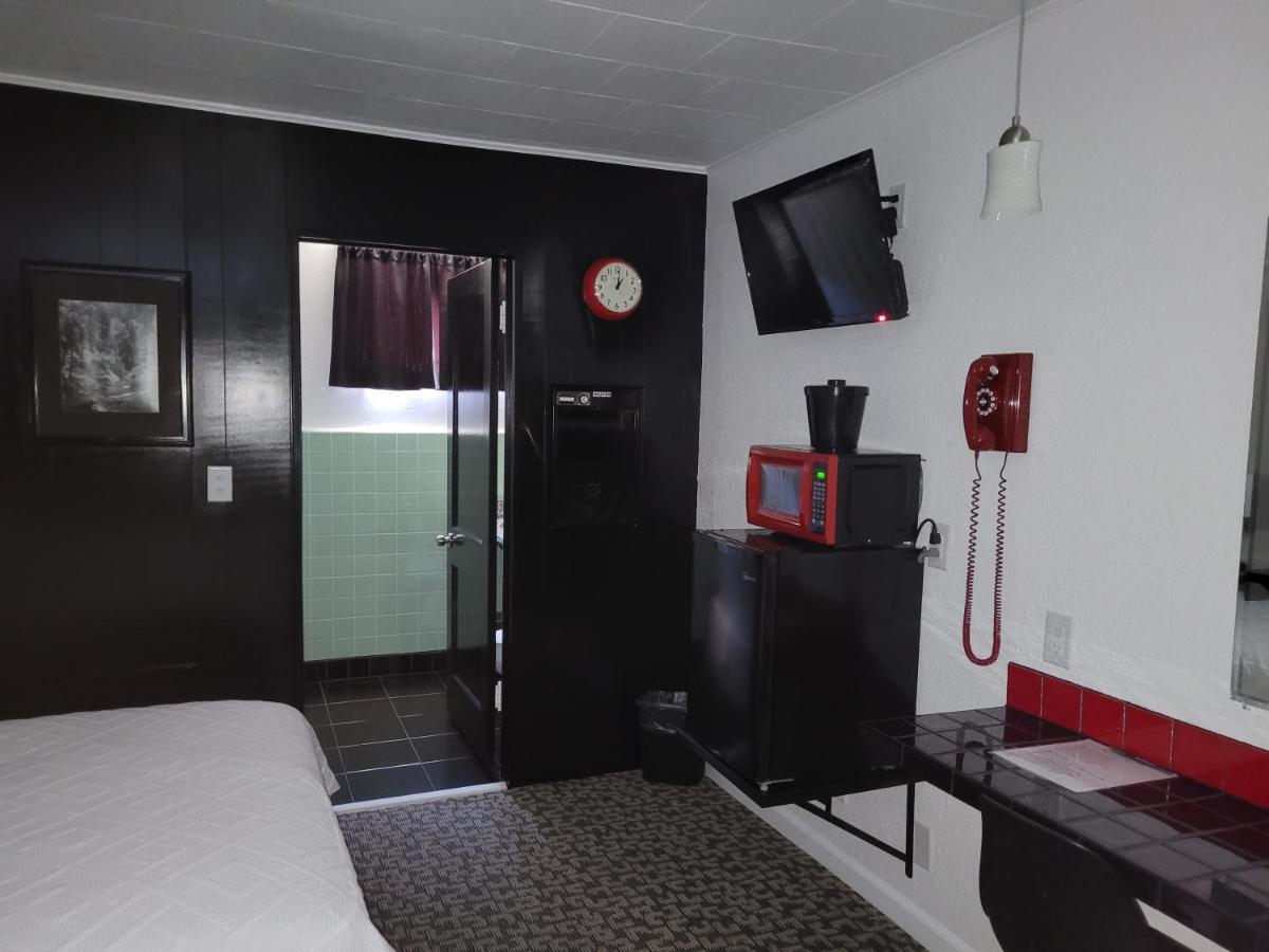 Rocket Motel คัสเตอร์ ภายนอก รูปภาพ