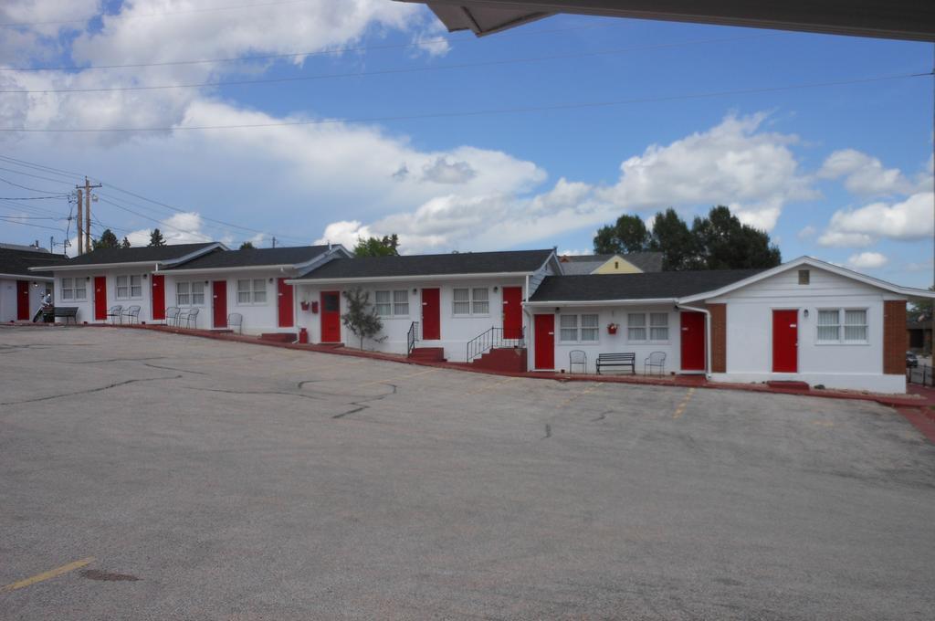 Rocket Motel คัสเตอร์ ภายนอก รูปภาพ