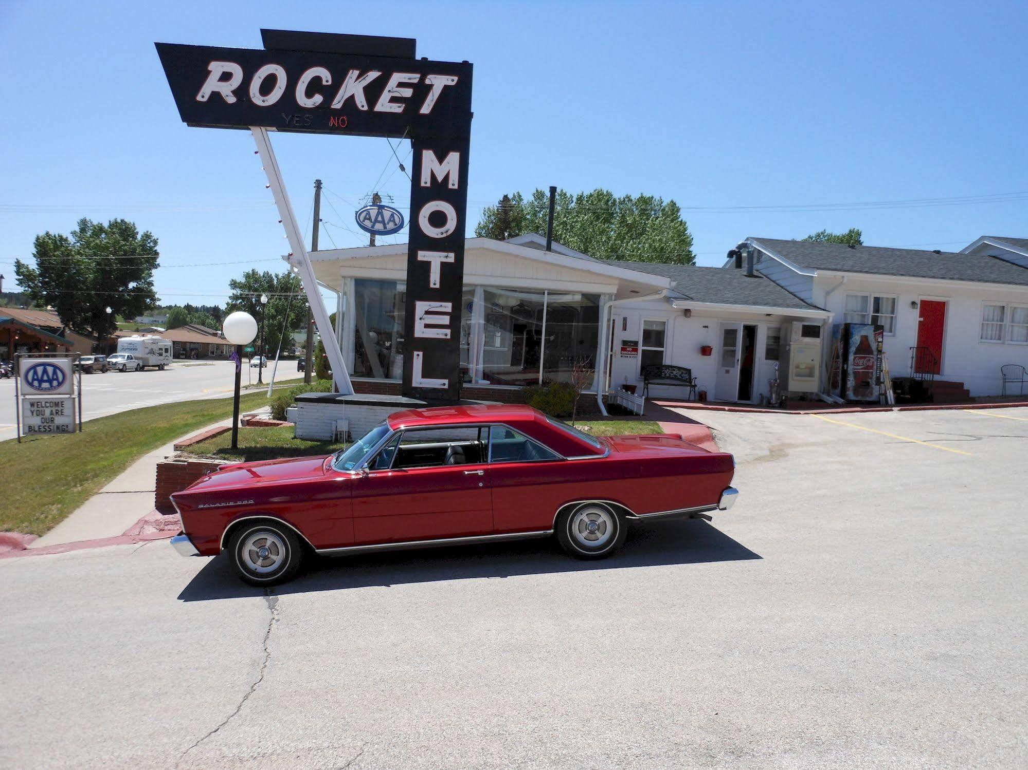 Rocket Motel คัสเตอร์ ภายนอก รูปภาพ